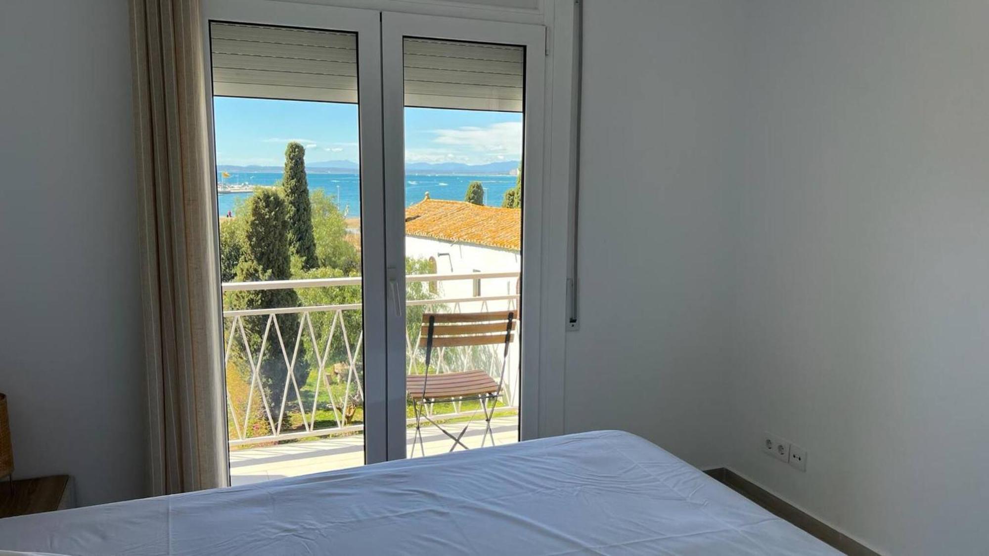 Apartamento Frente Al Mar Росес Екстериор снимка