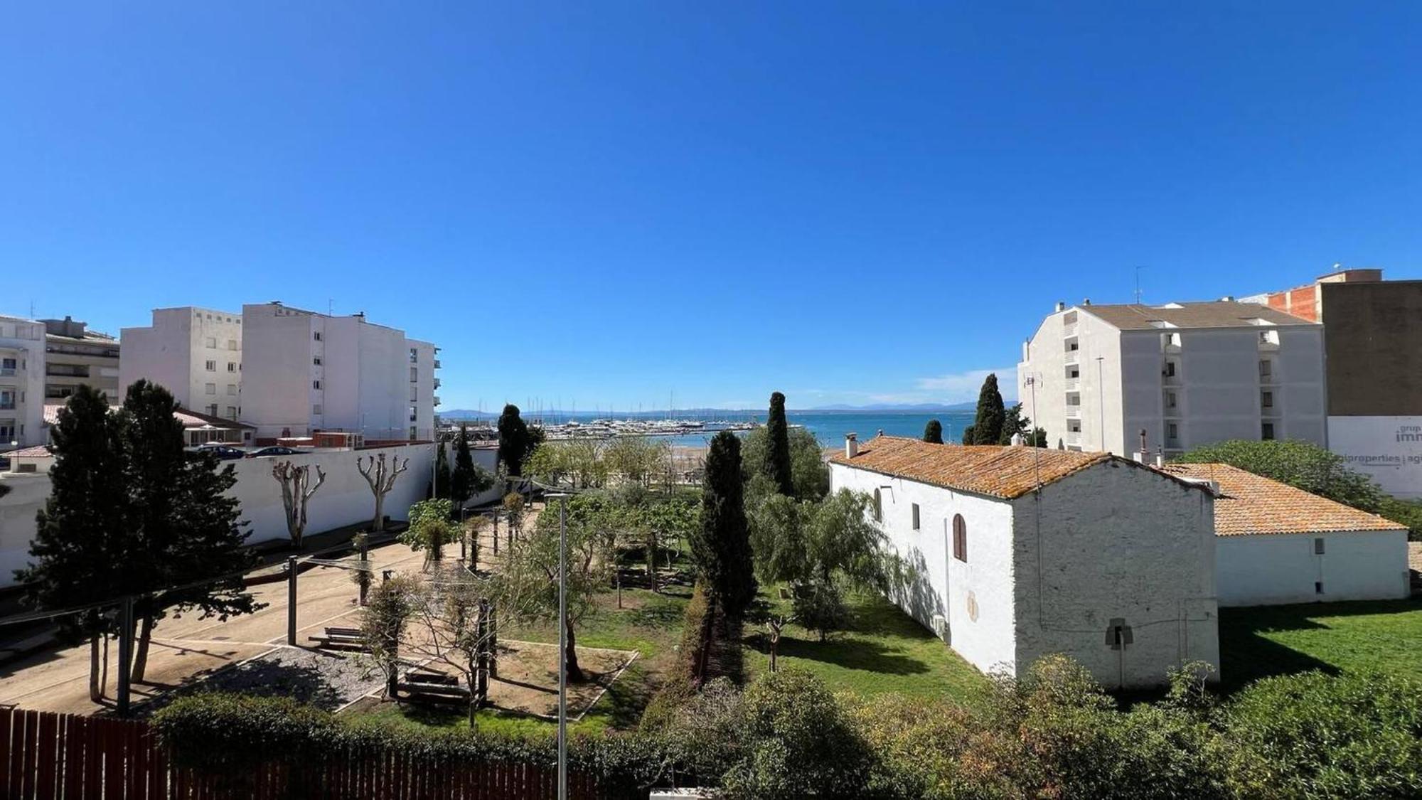 Apartamento Frente Al Mar Росес Екстериор снимка